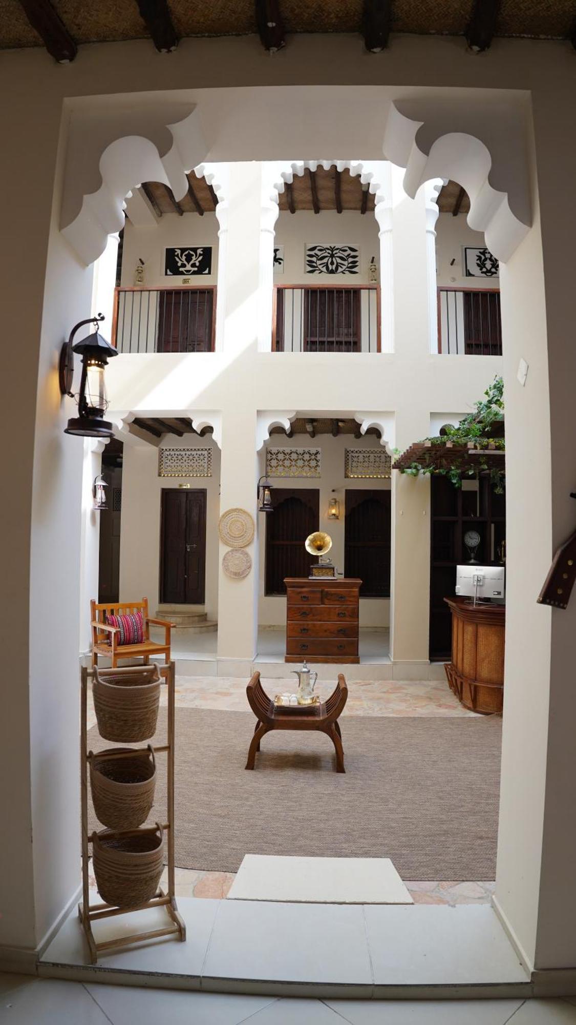 Hyba Heritage Hotel Dubai Exterior foto