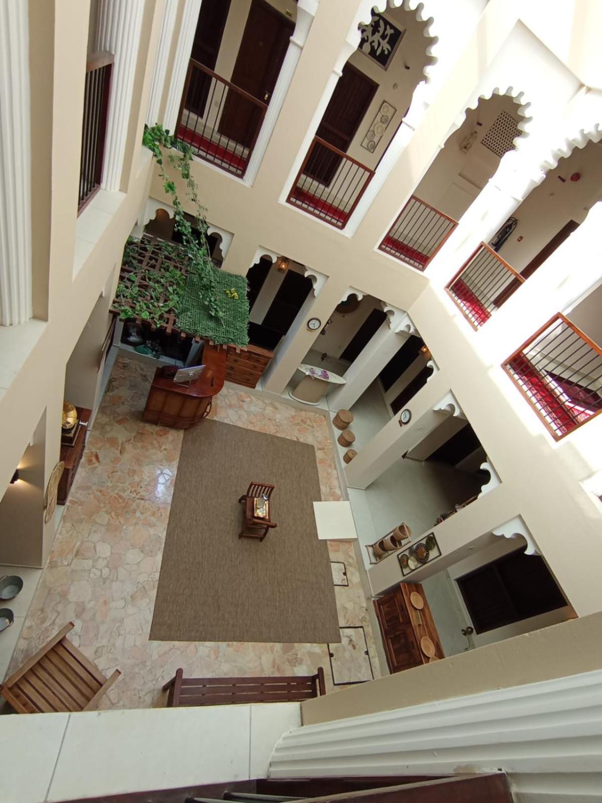Hyba Heritage Hotel Dubai Exterior foto